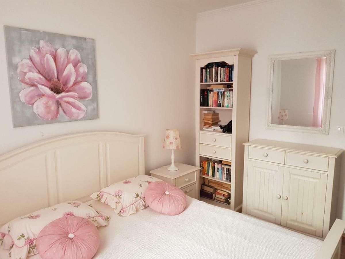 Cozy Apartment In 로비니 외부 사진